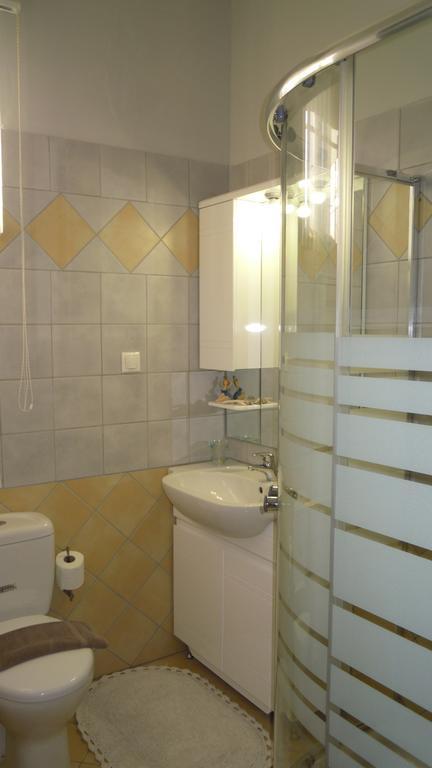 Smile Studio Като-Даратсо Экстерьер фото